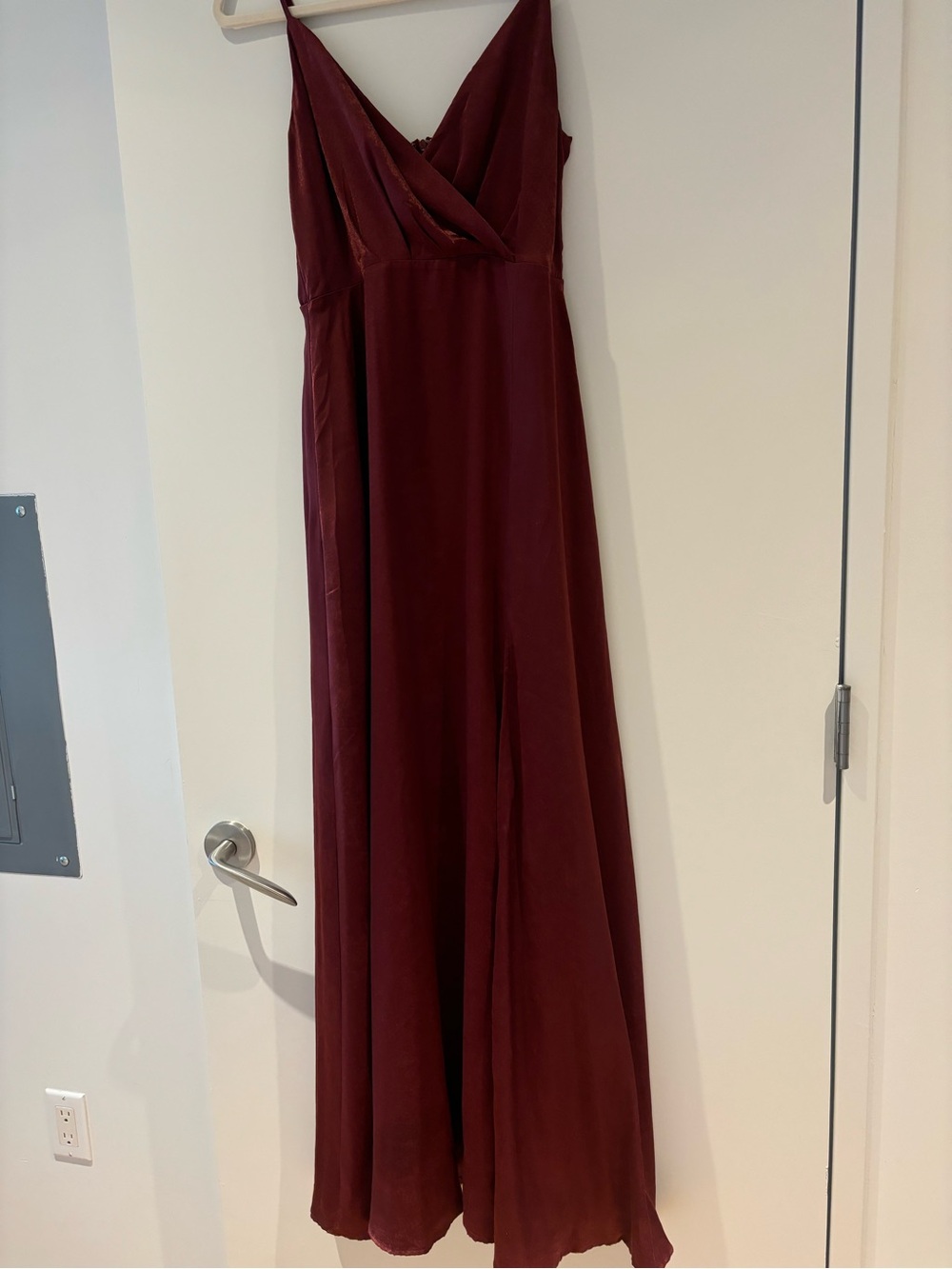 Lulu's Burgundy V-Neck Maxi Dress